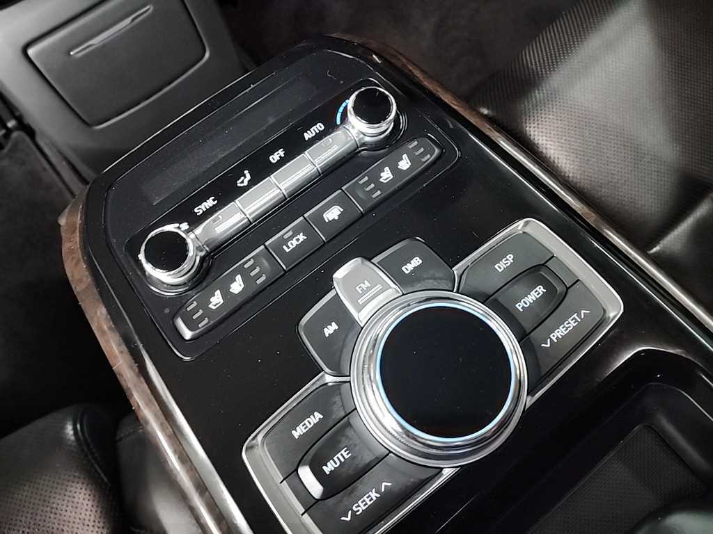 Genesis EQ900 2016 - Importación desde Corea - HF Imports Iquique - Foto 15