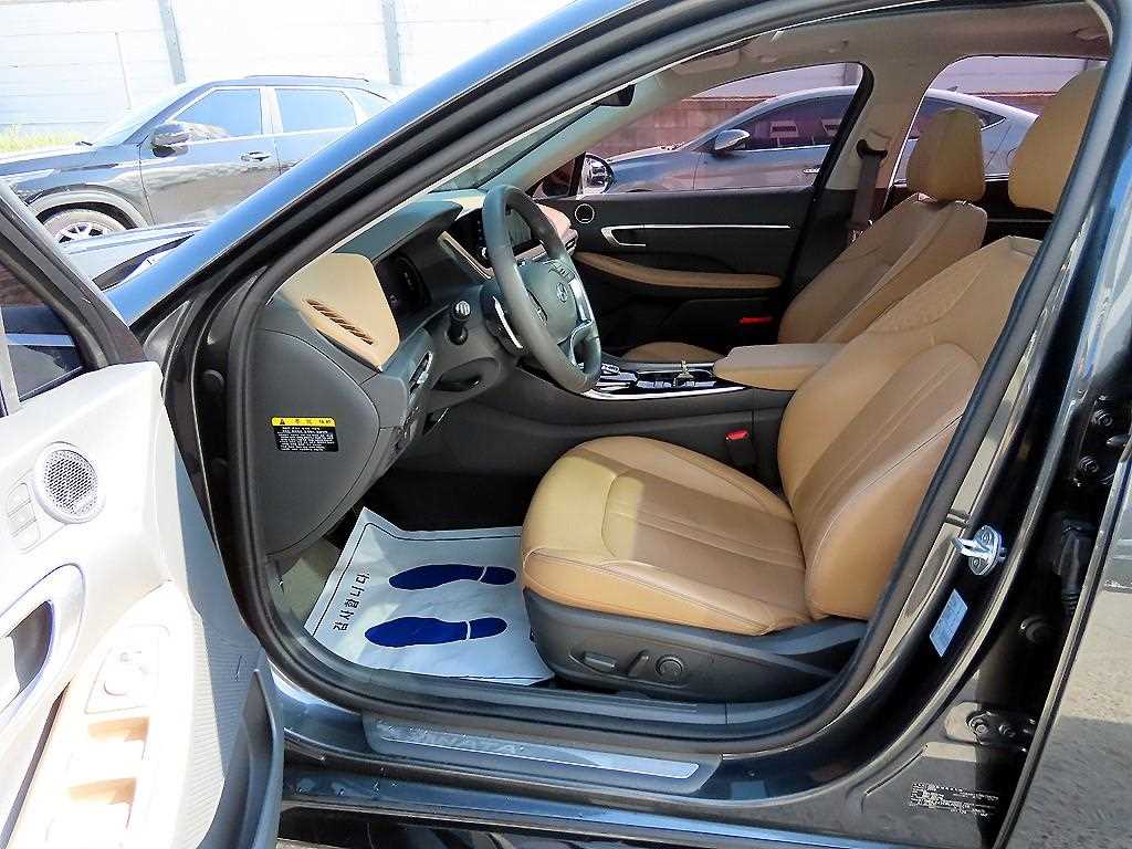 HYUNDAI Sonata - Vista 5