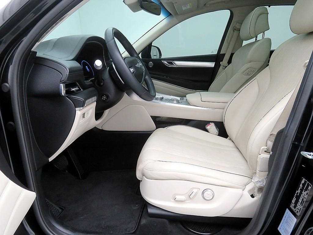 Genesis GV80 - Vista 7