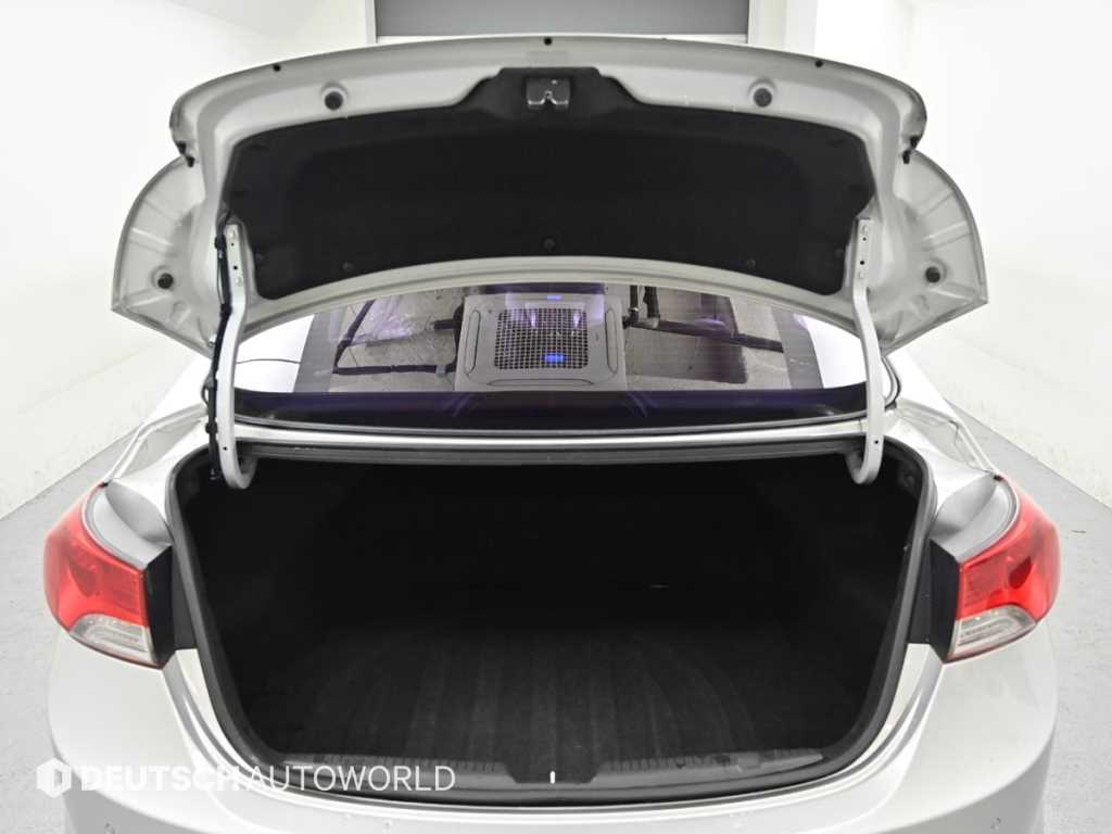 HYUNDAI Avante 2011 Gris - Importación desde Corea - HF Imports Iquique - Foto 19