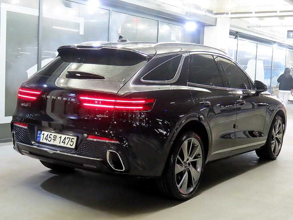 Genesis GV70 - Vista 4