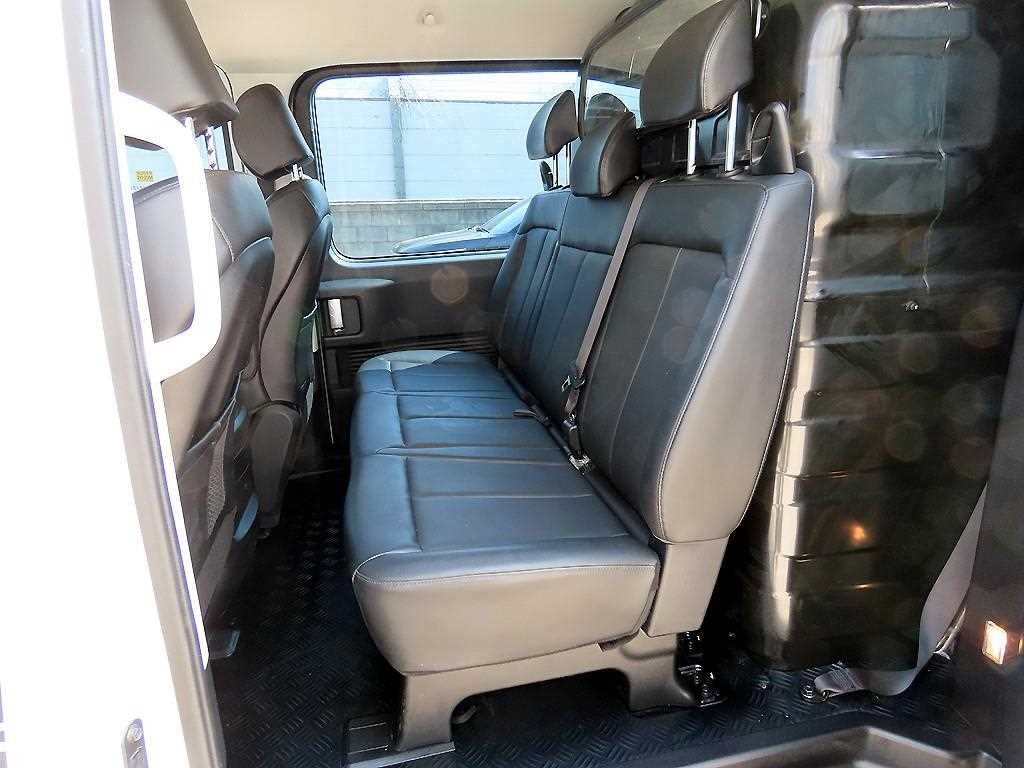 HYUNDAI Staria - Vista 6