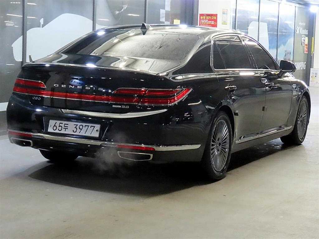 Genesis G90 - Vista 4