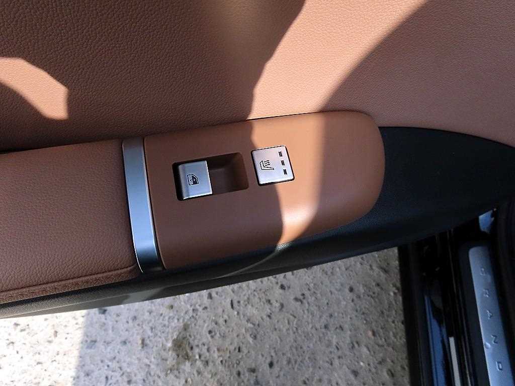 HYUNDAI Grandeur 2025 Negro - Importación desde Corea - HF Imports Iquique - Foto 16