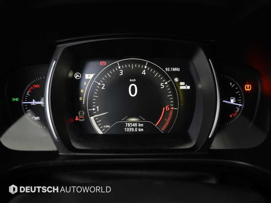 SAMSUNG QM6 - Vista 8