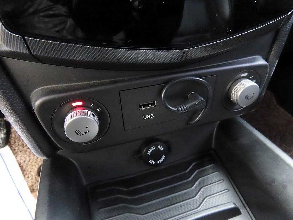 Ssangyong Tivoli 2017 Azul - Importación desde Corea - HF Imports Iquique - Foto 13