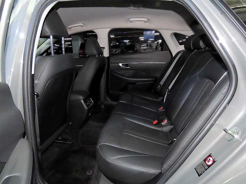 HYUNDAI Sonata - Vista 7