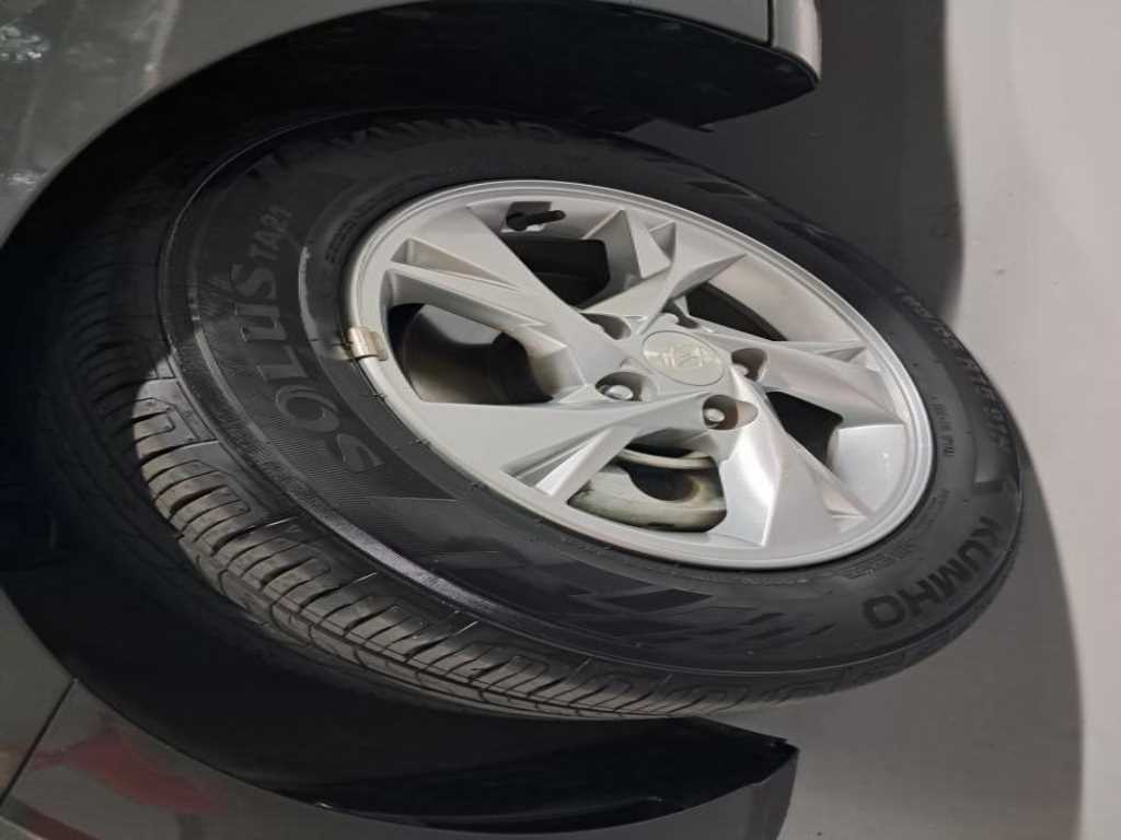 HYUNDAI Avante - Vista 7