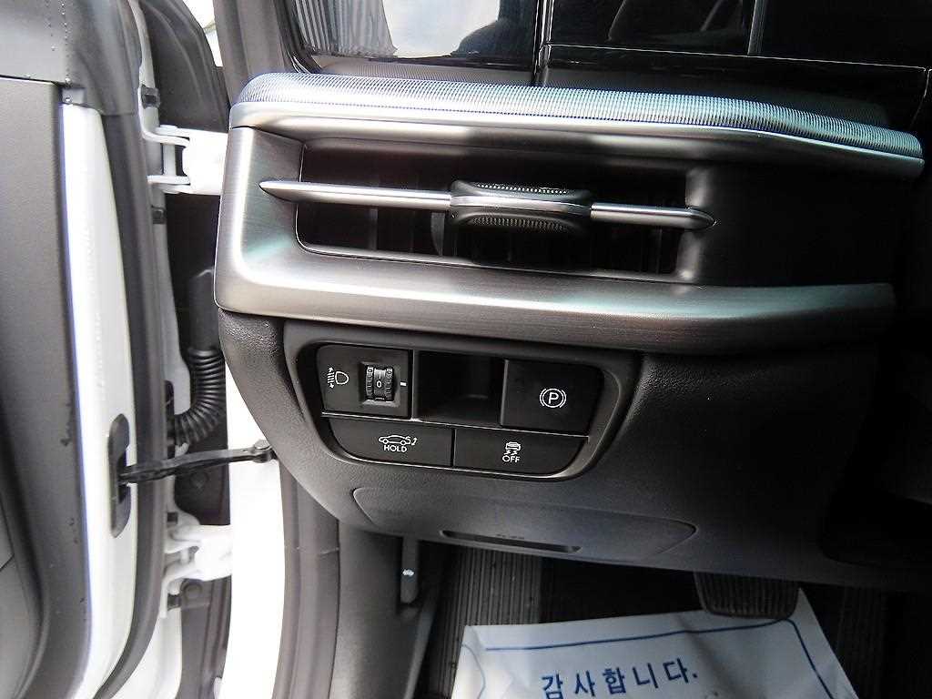 HYUNDAI Grandeur - Vista 12