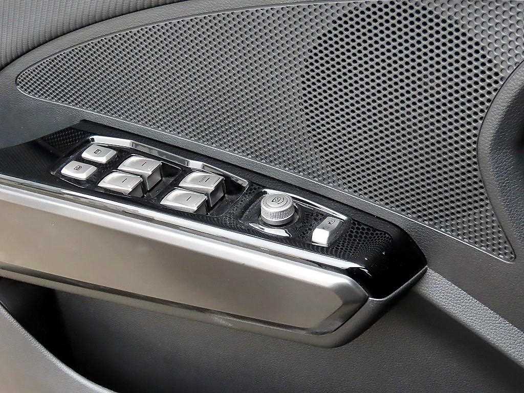 Ssangyong Tivoli - Vista 11