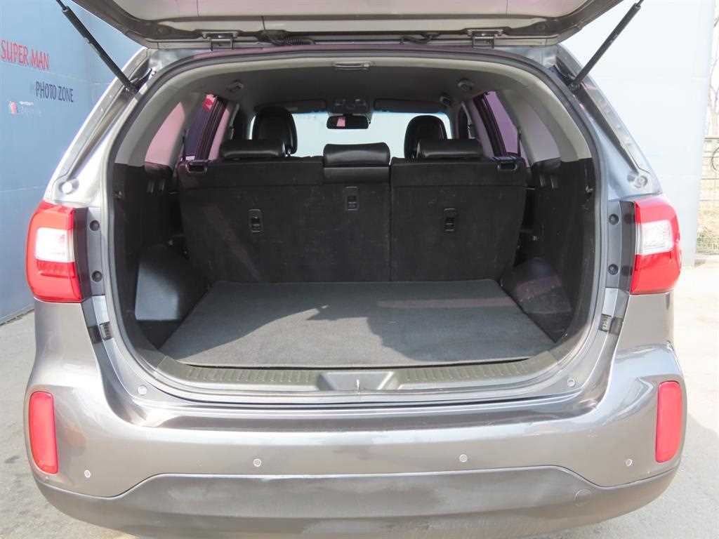 KIA Sorento - Vista 5