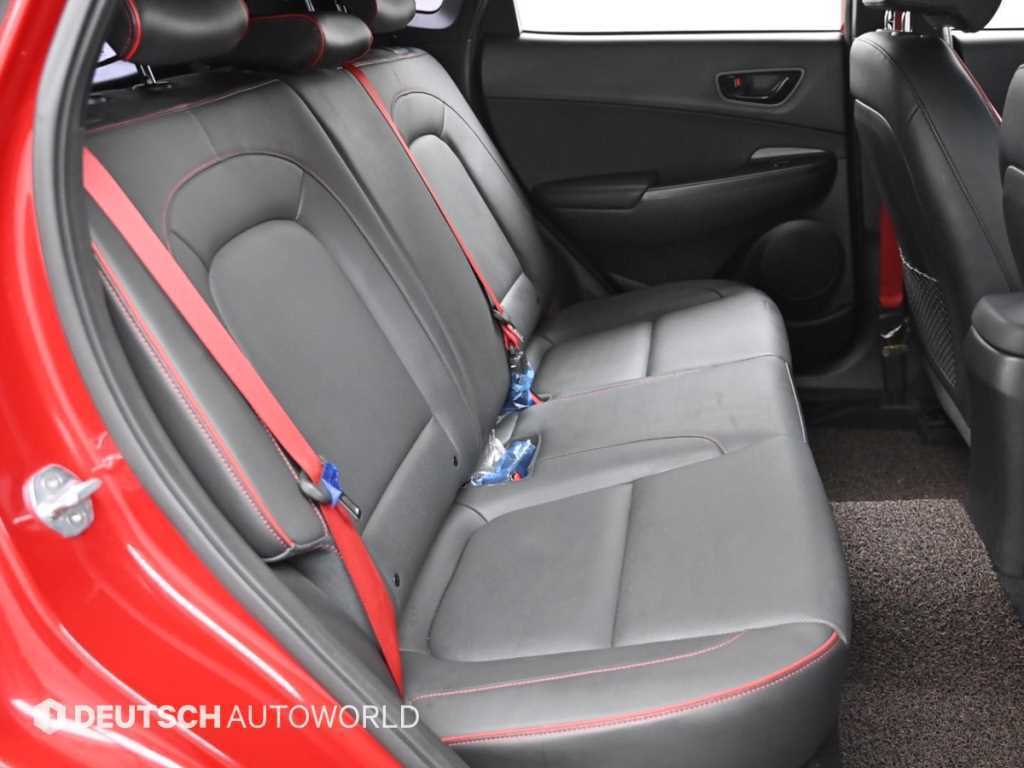 HYUNDAI Kona - Vista 12