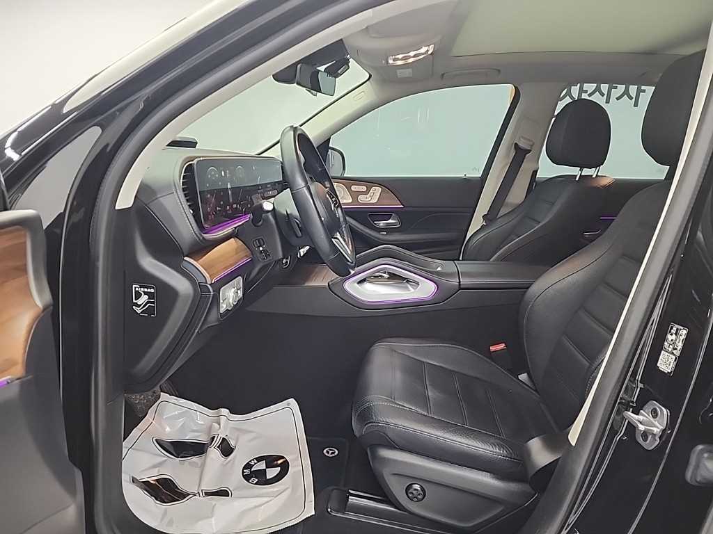 Mercedes Benz GLE Class - Vista 11