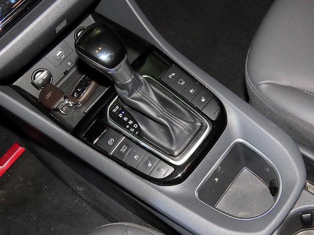 HYUNDAI Ioniq - Vista 12