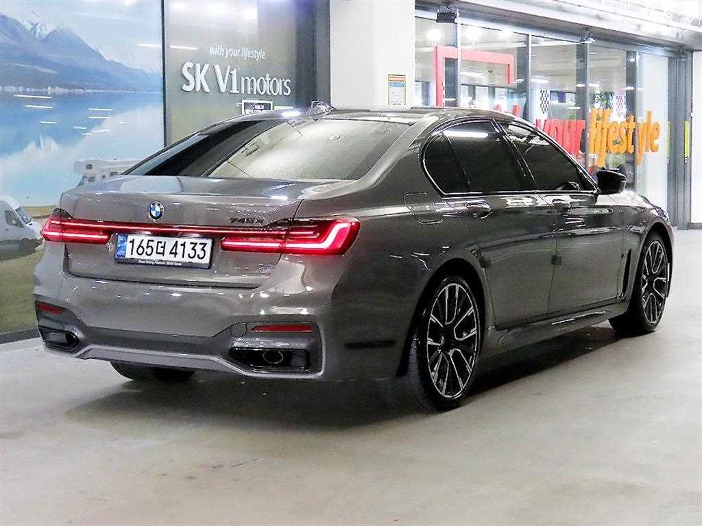 BMW 7 Series - Vista 4
