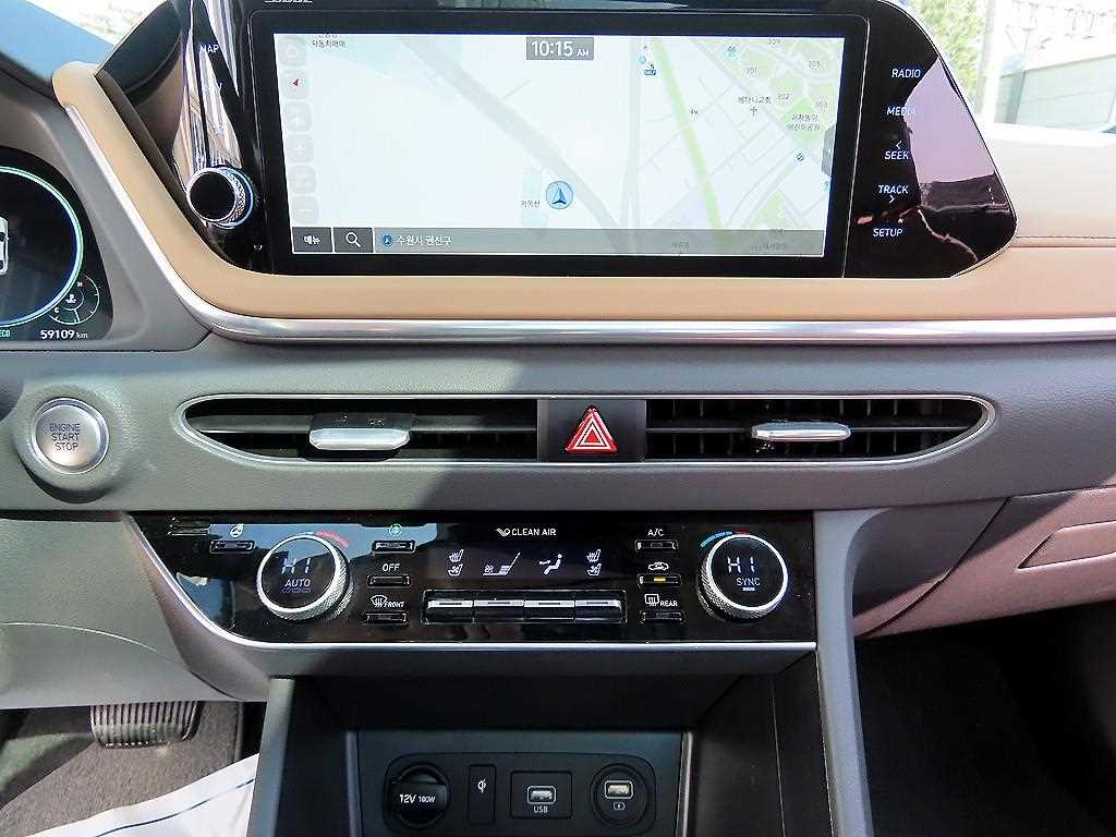 HYUNDAI Sonata - Vista 12