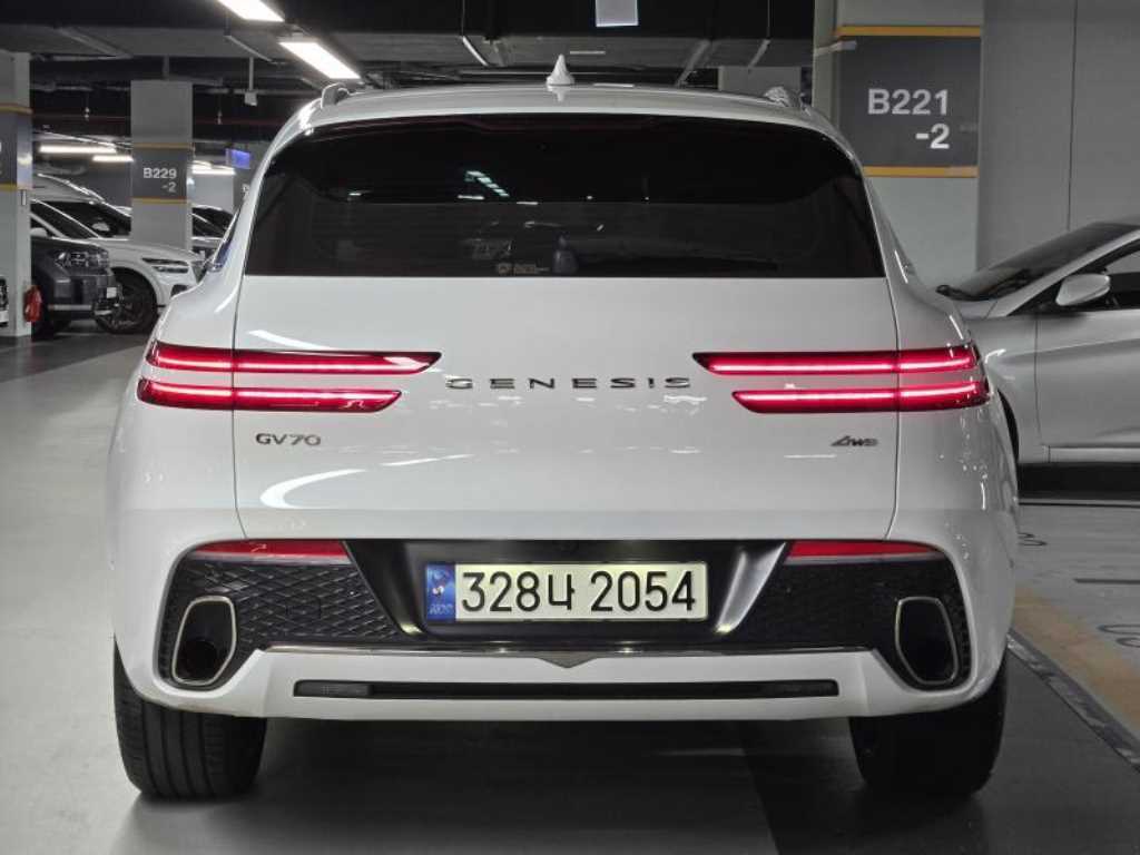 Genesis GV70 - Vista 4