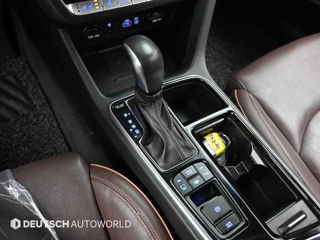 HYUNDAI Sonata - Vista 9