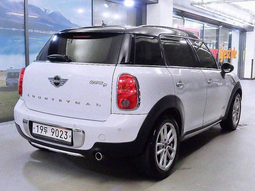 Mini Countryman - Vista 4