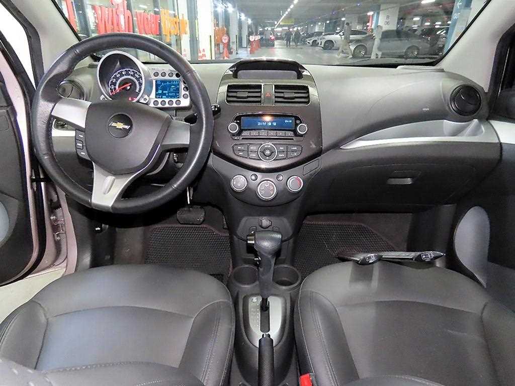 Chevrolet Spark - Vista 10