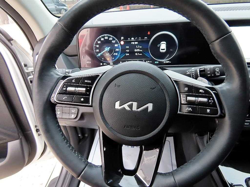 KIA Seltos - Vista 8