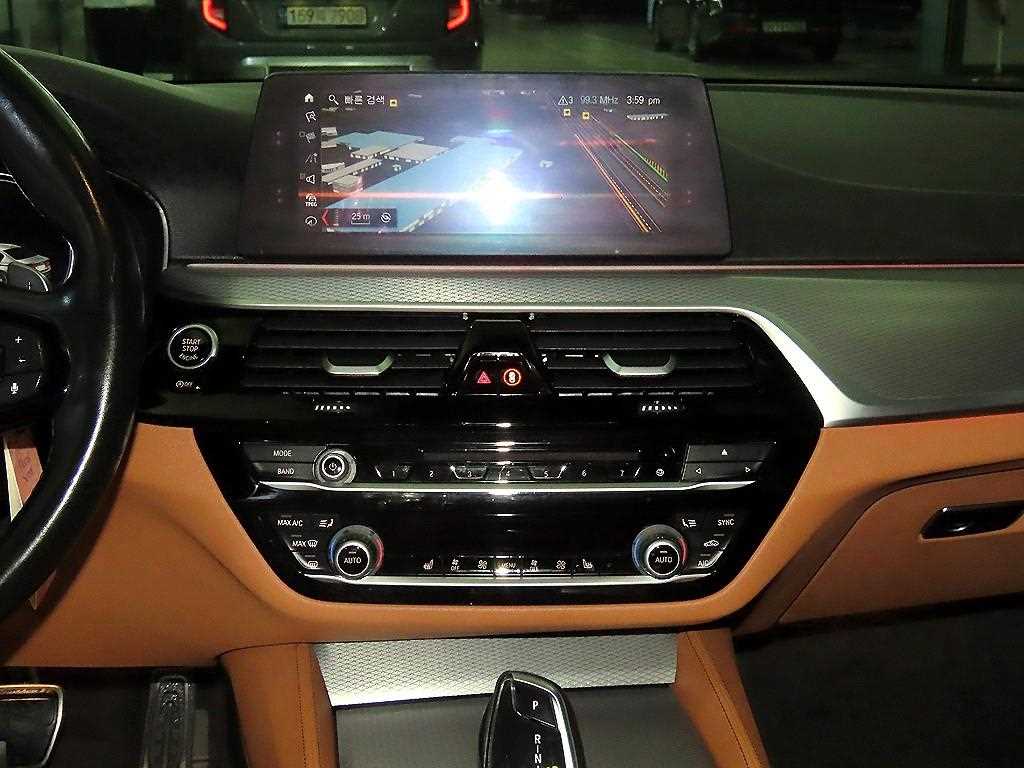 BMW 5 Series - Vista 11