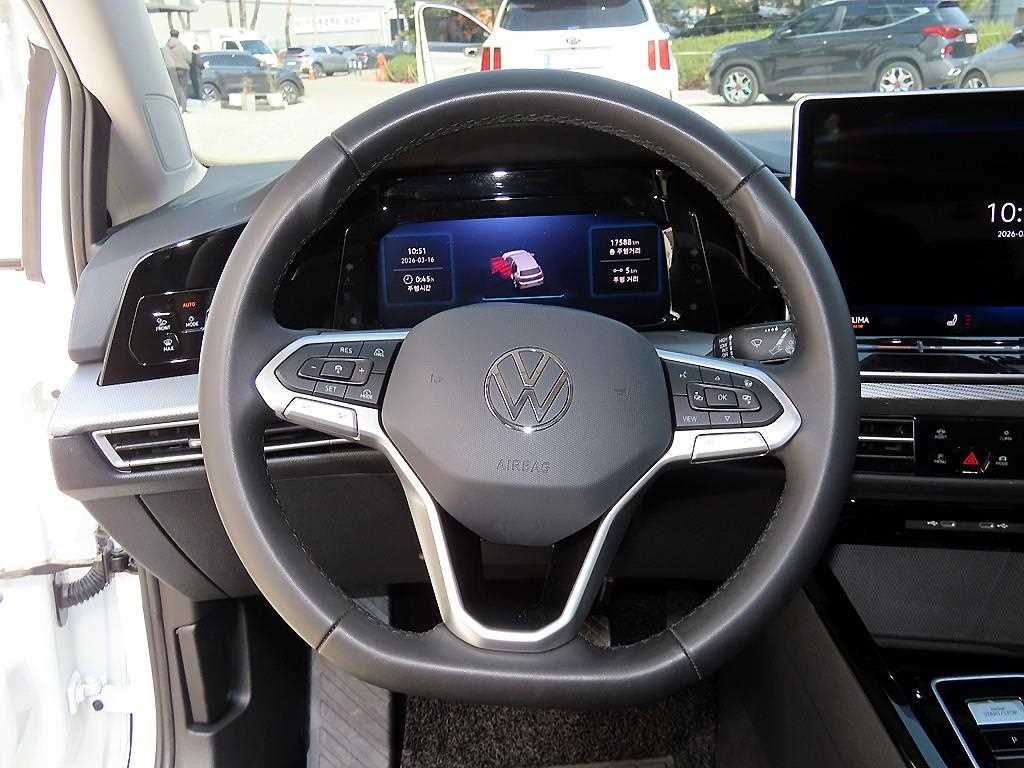 Volkswagen Golf - Vista 8