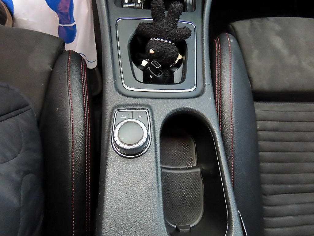 Mercedes Benz CLA Class - Vista 12