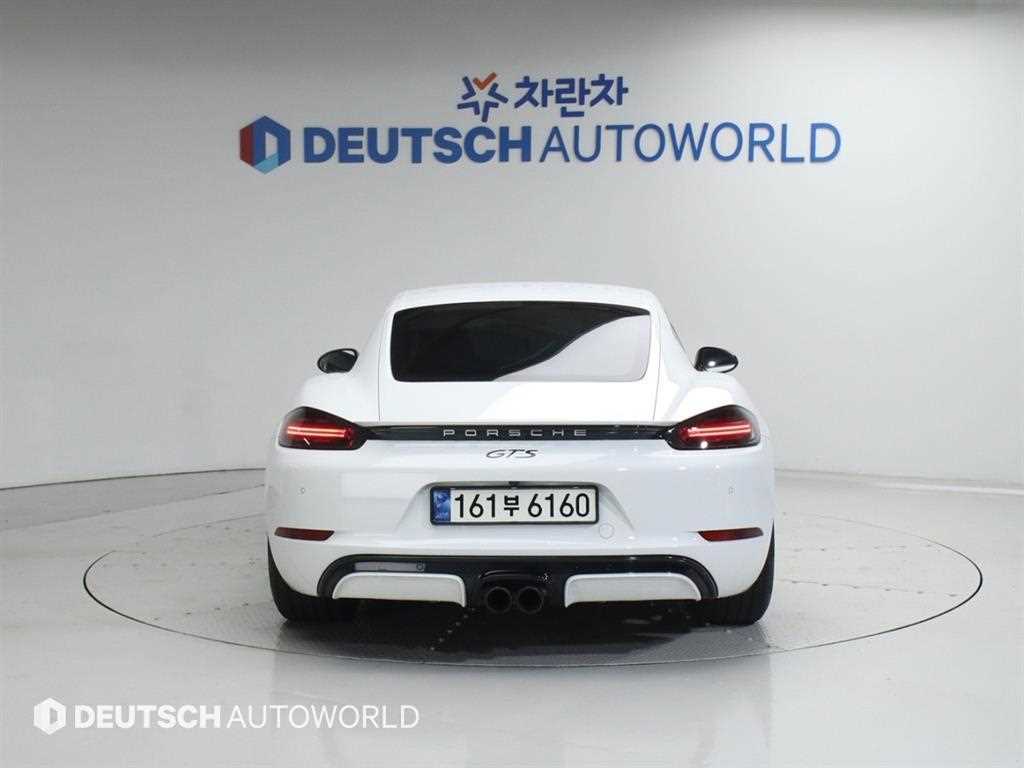 Porsche 718 - Vista 4