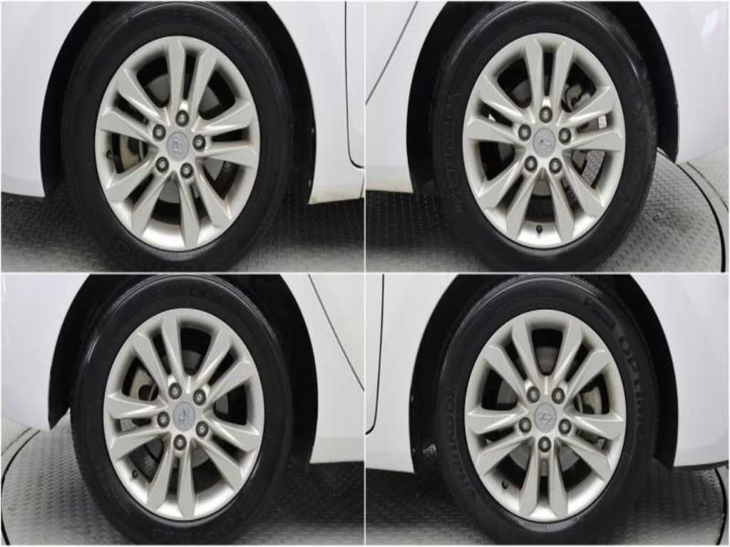 HYUNDAI i30 - Vista 5