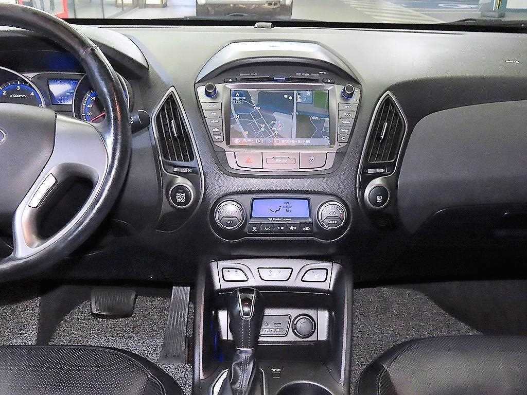 HYUNDAI Tucson - Vista 11