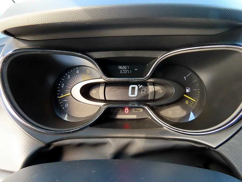 SAMSUNG QM3 - Vista 9