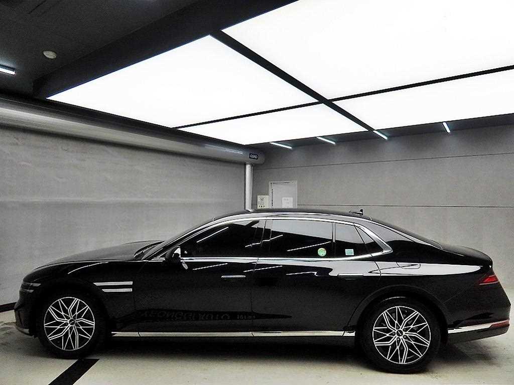 Genesis G90 - Vista 4