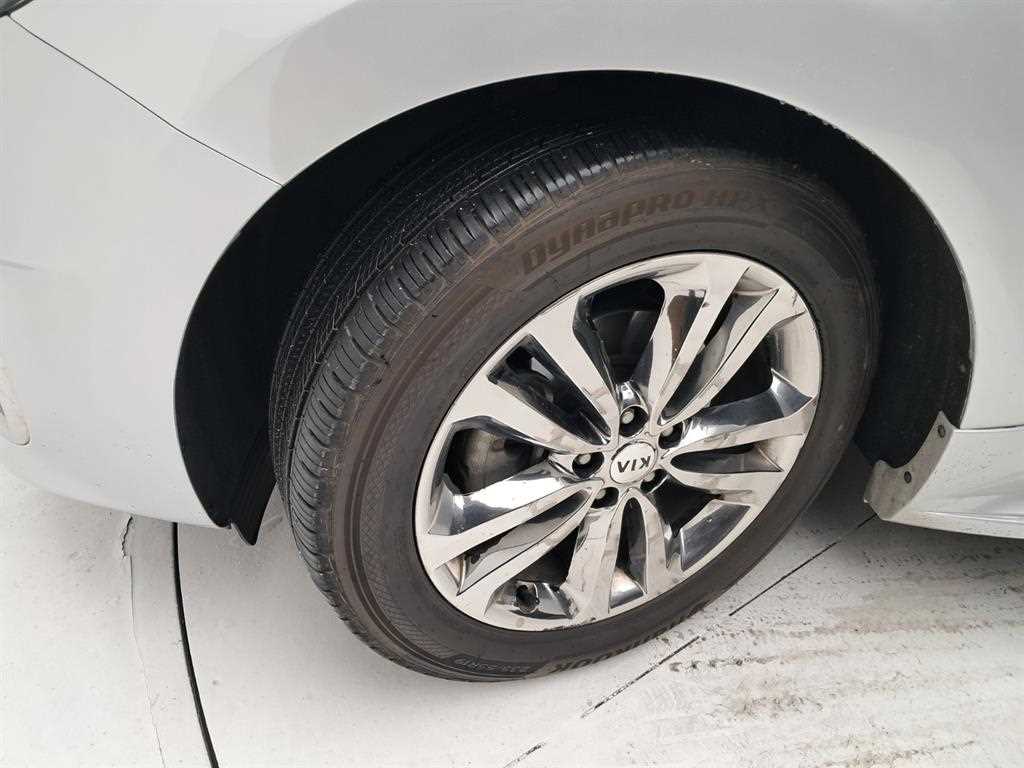 KIA Carnival 2017 Gris - Importación desde Corea - HF Imports Iquique - Foto 20