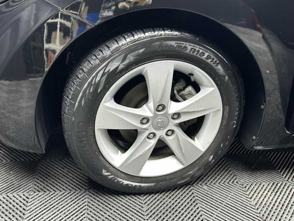 HYUNDAI Avante 2011 Negro - Importación desde Corea - HF Imports Iquique - Foto 18