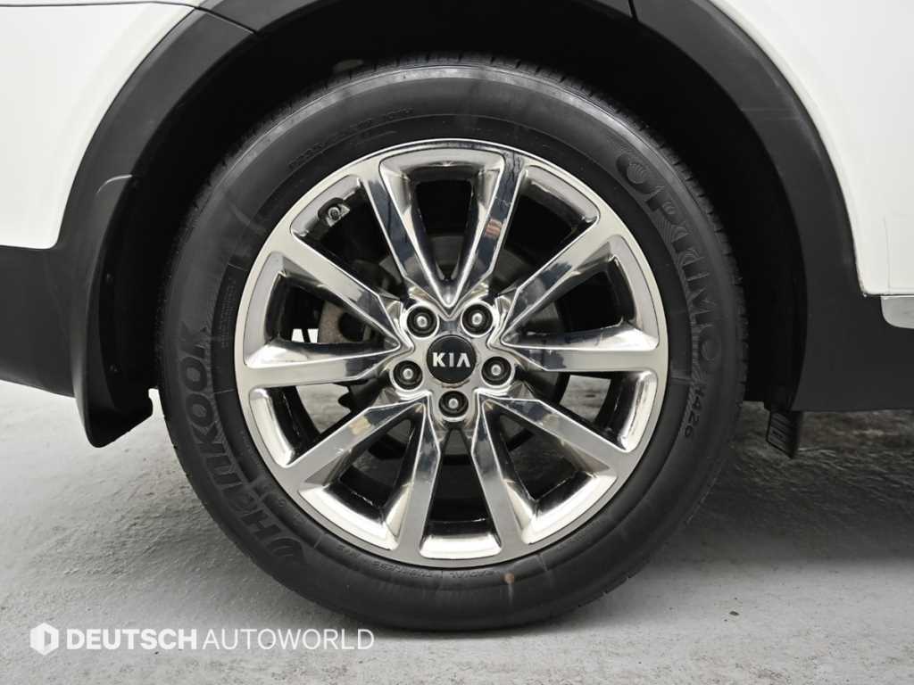 KIA Sorento - Vista 6