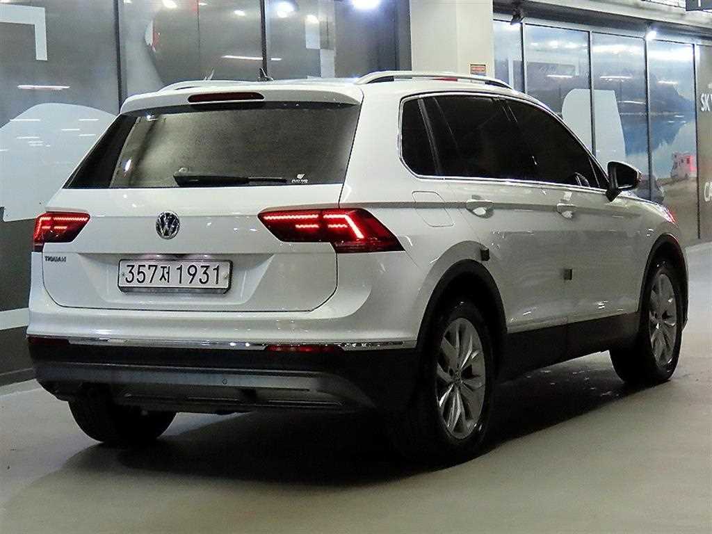 Volkswagen Tiguan - Vista 4