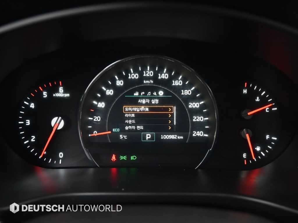 KIA Sorento - Vista 9