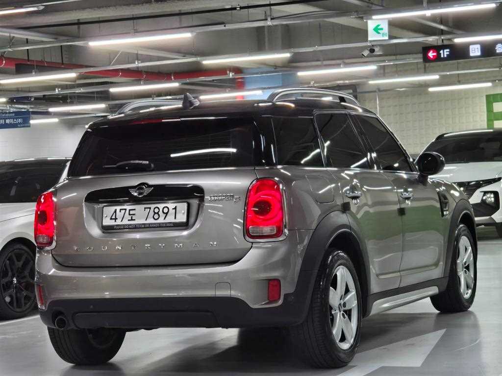 Mini Countryman - Vista 3
