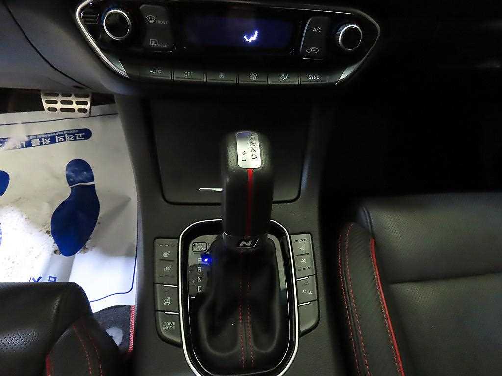 HYUNDAI i30 - Vista 12