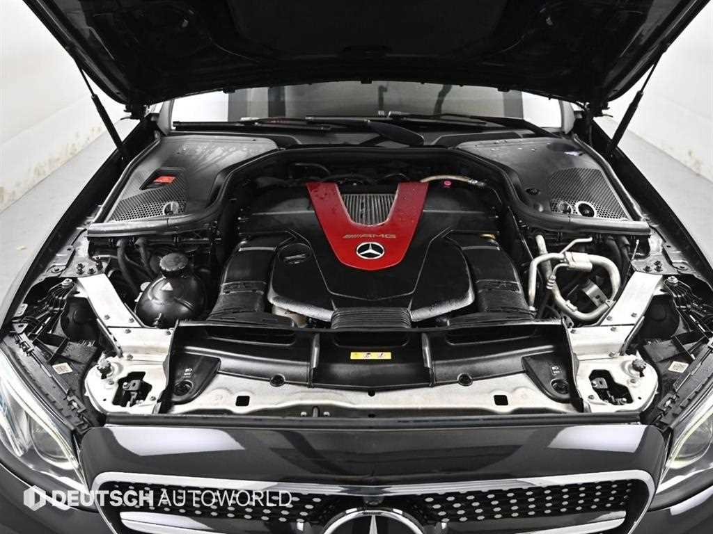 Mercedes Benz E class - Vista 6