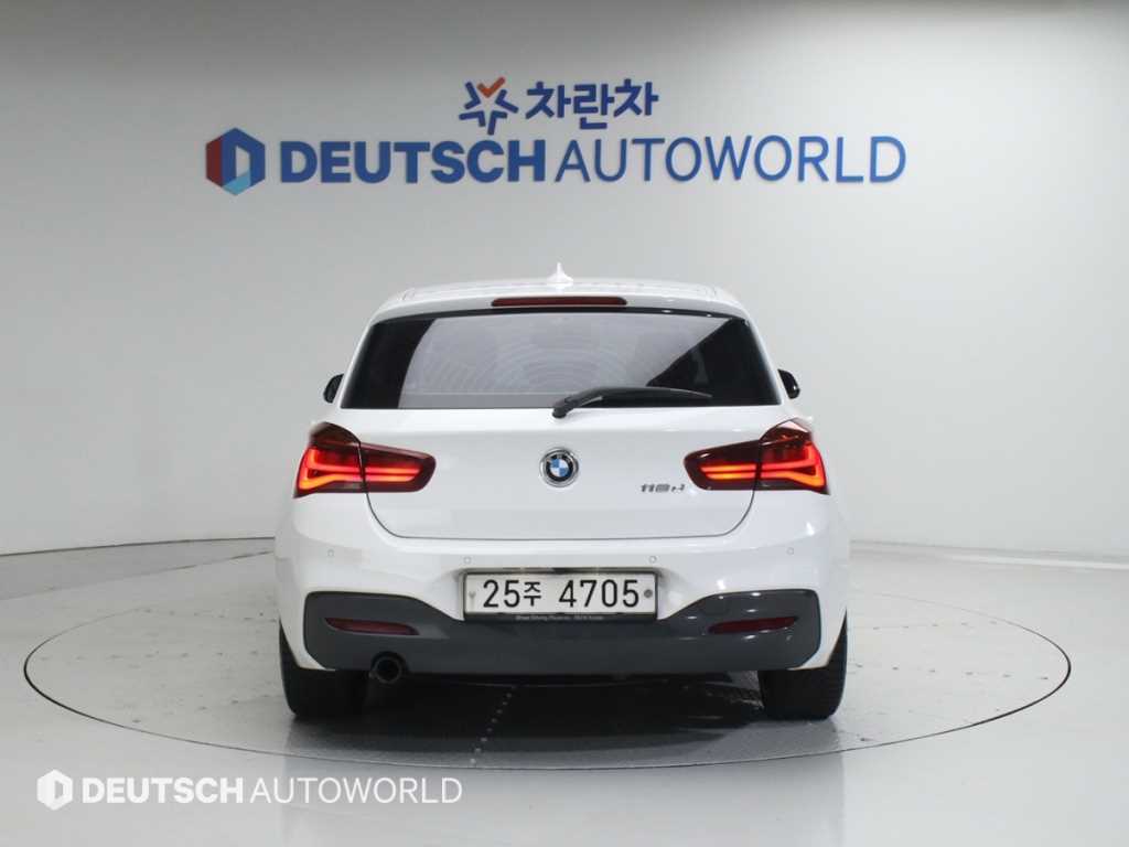 BMW 1 series - Vista 4