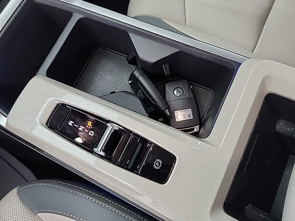 Ssangyong Torres - Vista 9