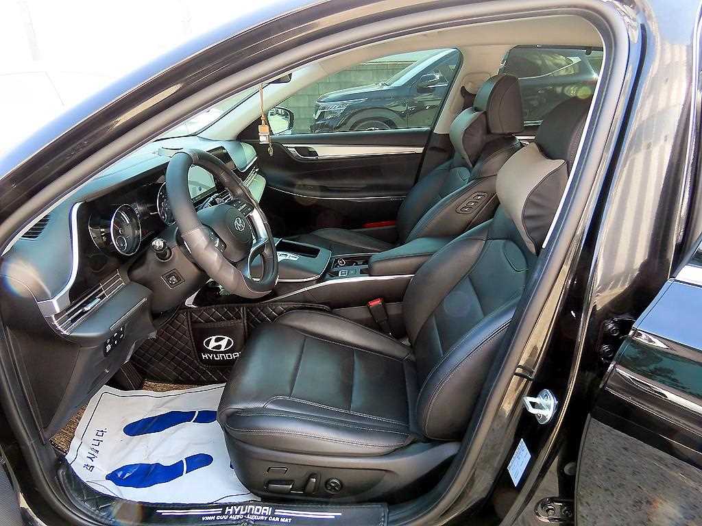 HYUNDAI Grandeur - Vista 5