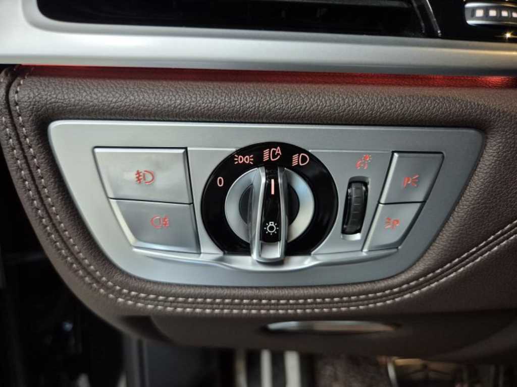 BMW 7 Series - Vista 12