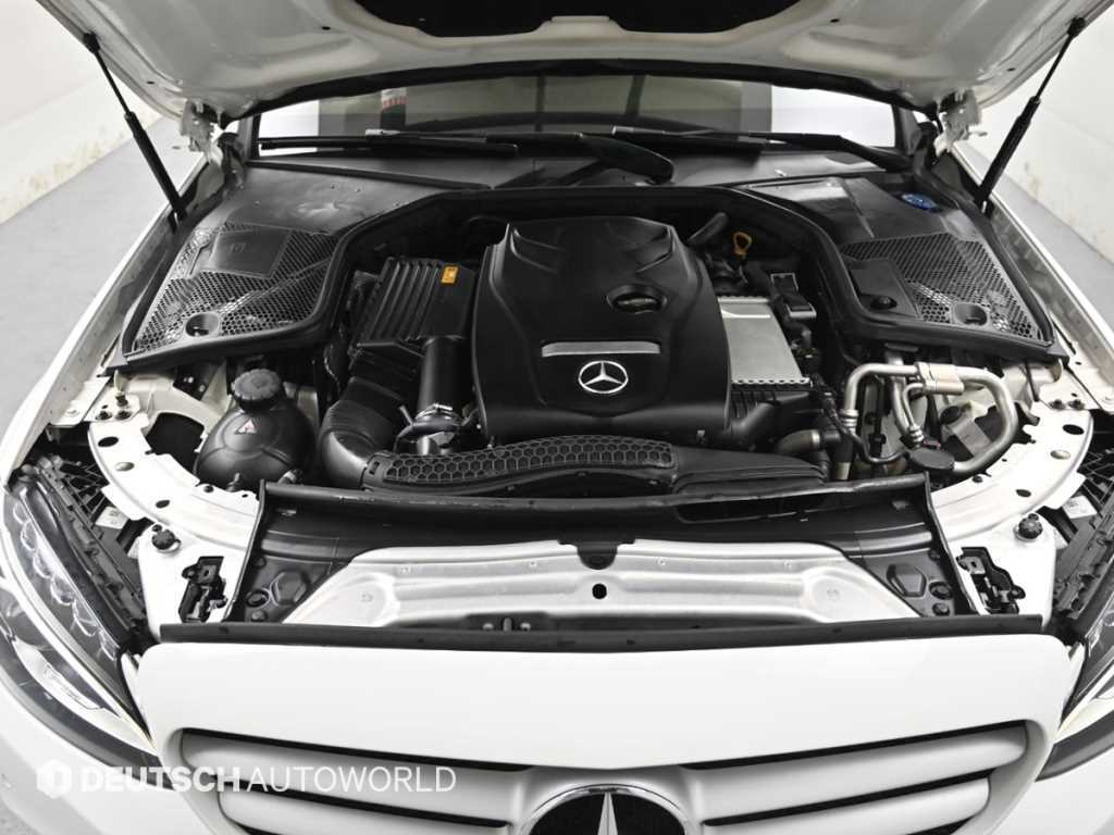 Mercedes Benz C Class - Vista 6