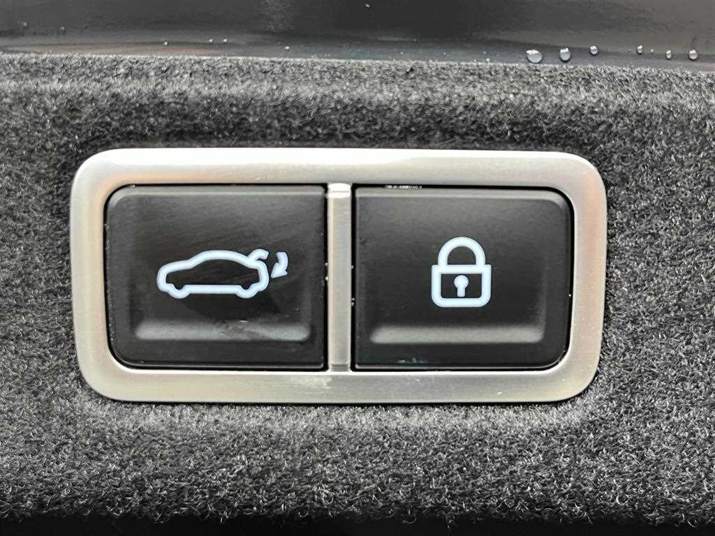 HYUNDAI Grandeur - Vista 6