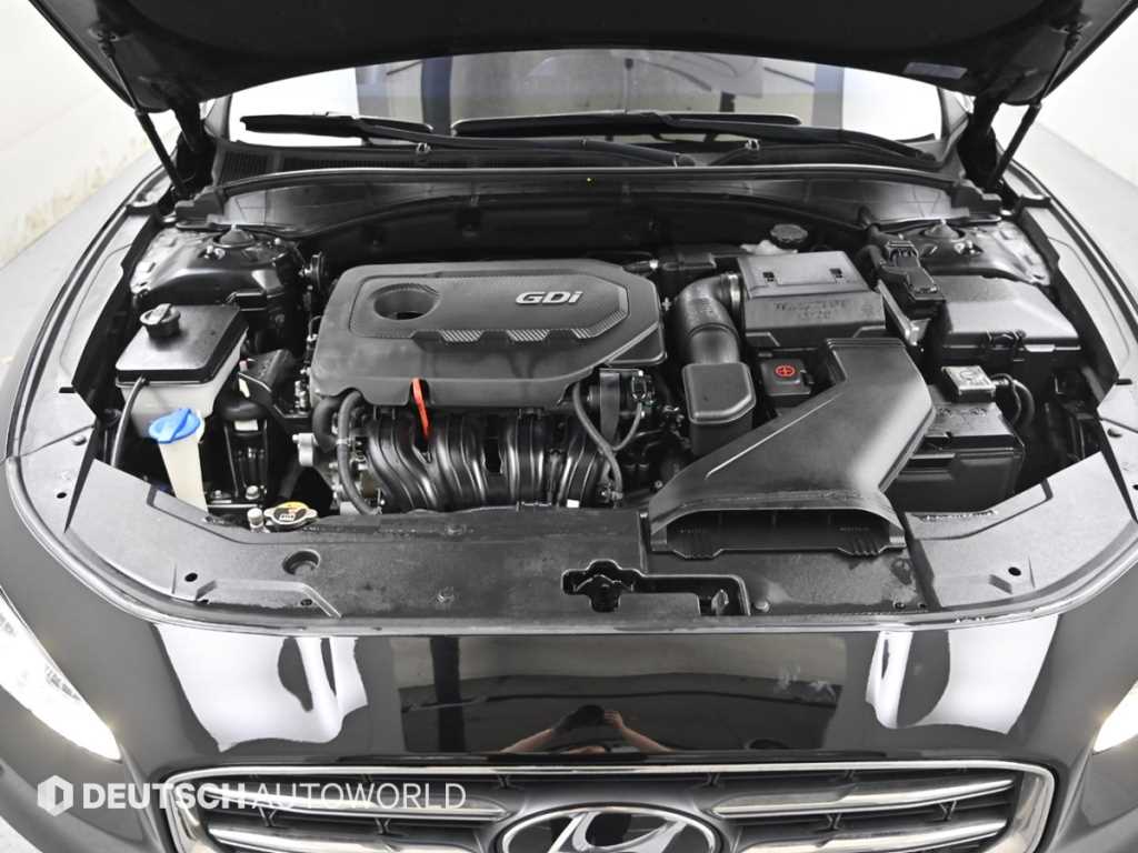 HYUNDAI Grandeur - Vista 6