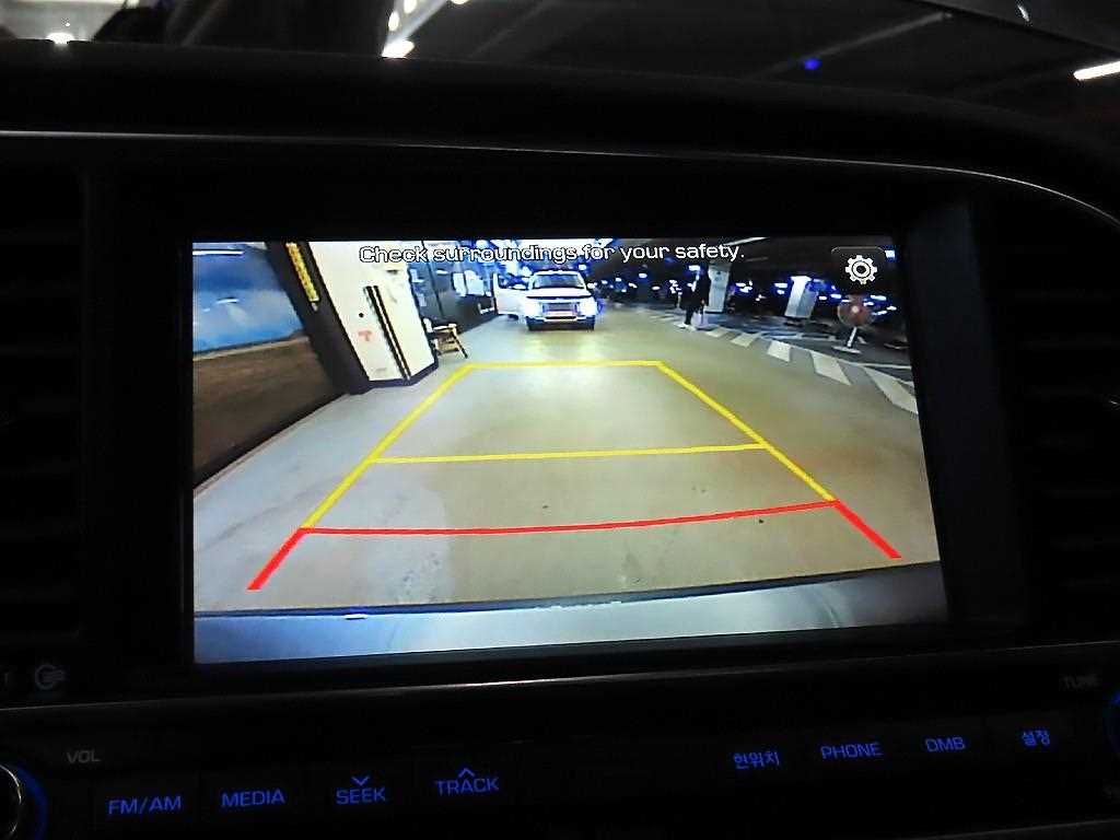 HYUNDAI Avante 2016 Gris - Importación desde Corea - HF Imports Iquique - Foto 14