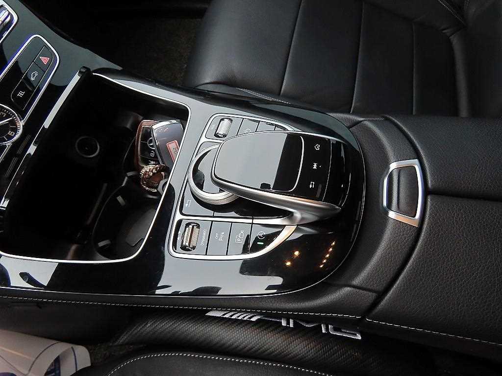 Mercedes Benz E class - Vista 11